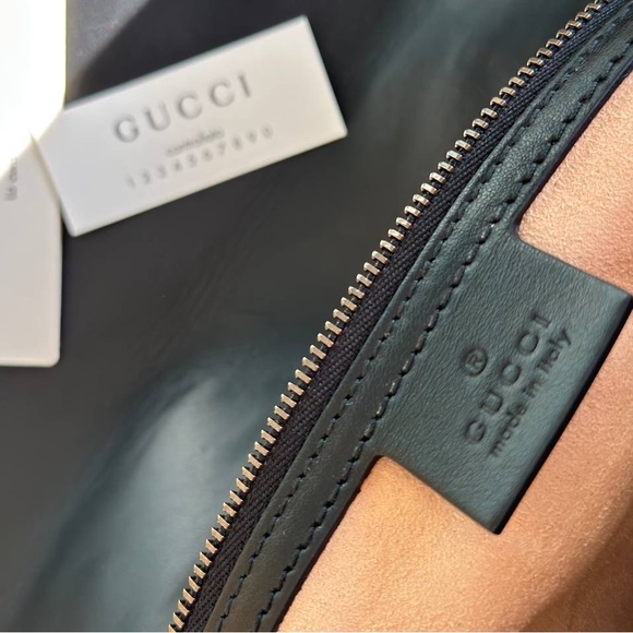 Gucci GG Marmont medium shoulder bag - Picture 5 of 12